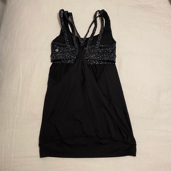 Lululemon Running Top - Picture 6 of 6